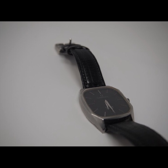 Omega Constellation Quartz Cal. 1330 34mm Vintage Black Dial Watch - Swiss Made - Picture 10 of 10